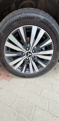 Mitsubishi Outlander cena 73900 przebieg: 189994, rok produkcji 2019 z Ciechanów małe 379